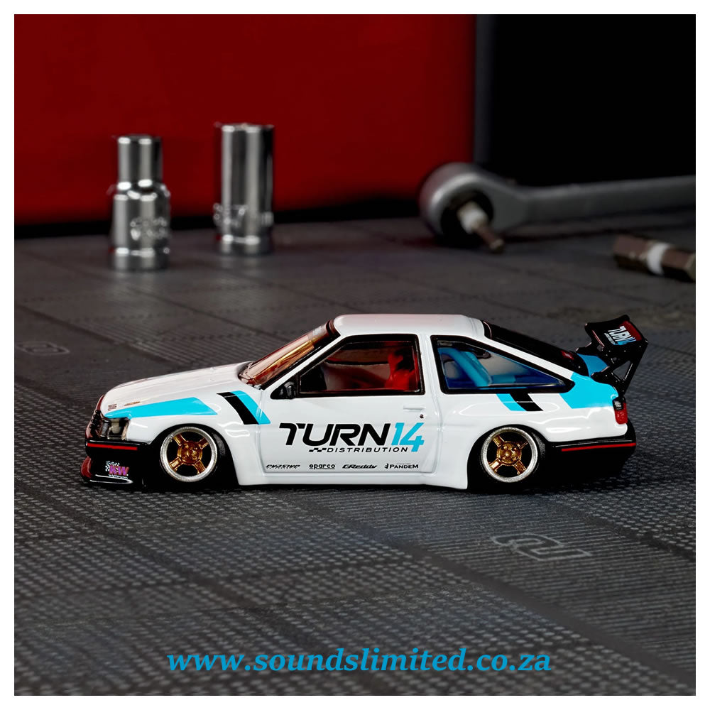 Hot Wheels Collectors Elite 64 Toyota Corolla Levin (AE86) Custom JCV06