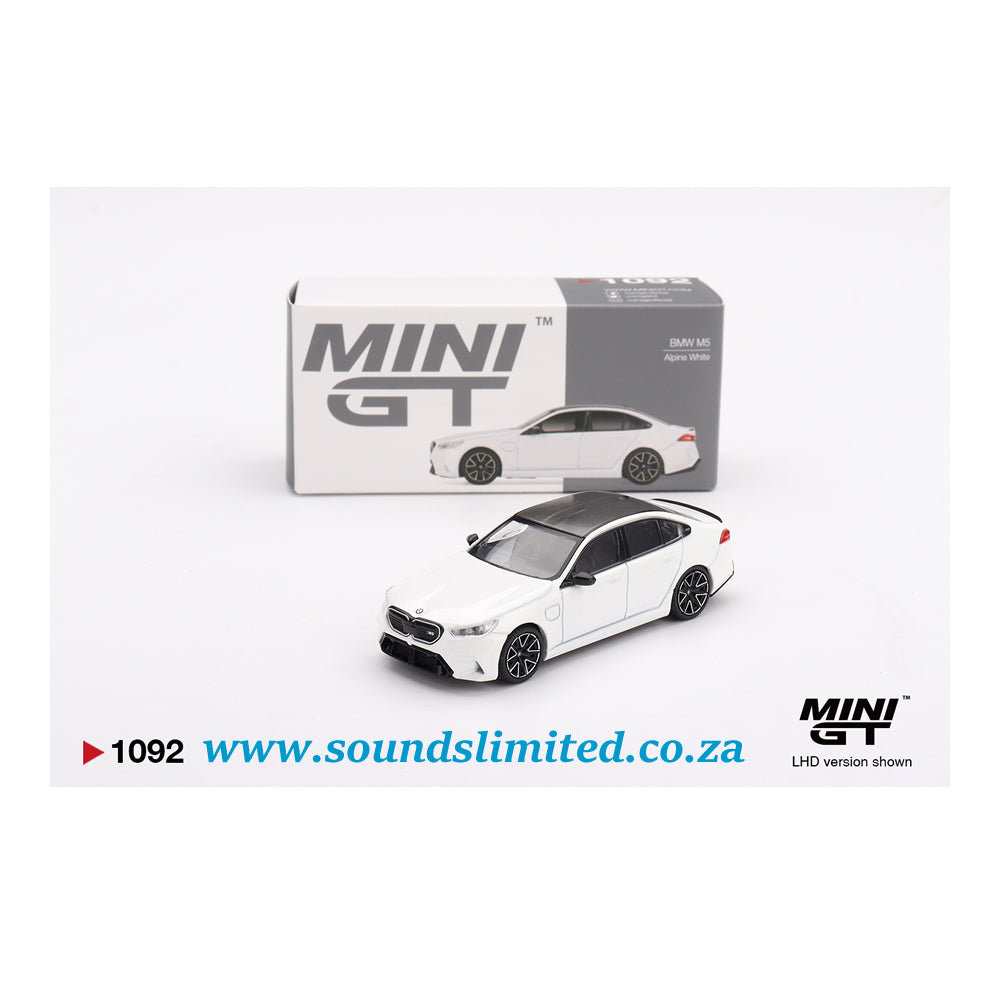 Mini GT #1092 BMW M5 Alpine White