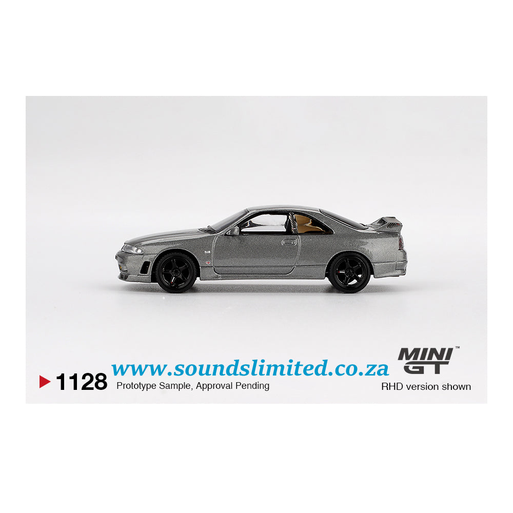 Mini GT #1128 NISSAN Skyline GT-R Dark Metal Gray (NISMO BCNR33 CRS Version)