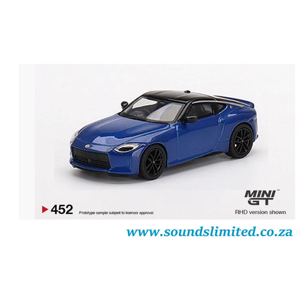 Mini GT #452 Nissan Fairlady Z Version ST 2023 Seiran Blue (RHD)