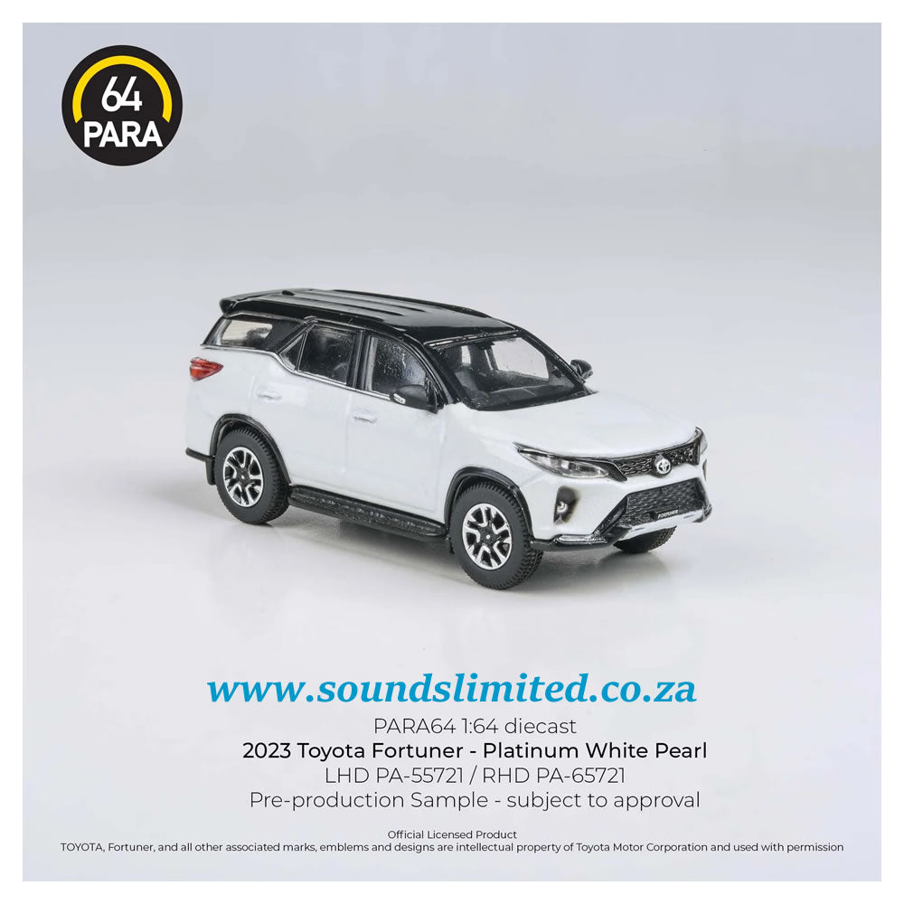 Para64 1/64 2023 Toyota Fortuner Platinum White RHD PB-65721