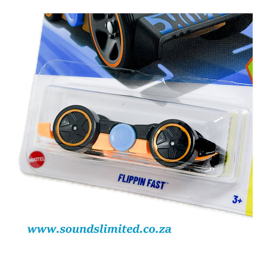 Hot Wheels Flippin Fast Let's Race HYY58 Long Card