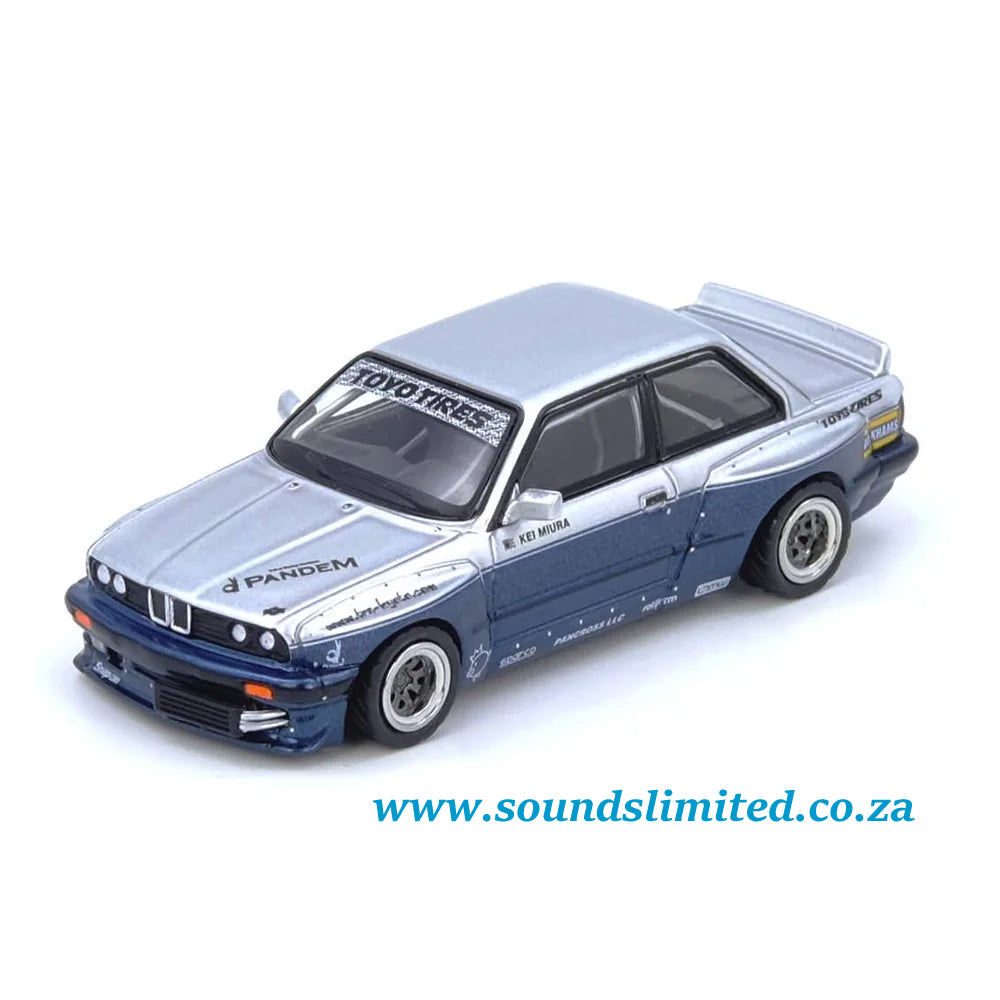 Inno64 BMW Pandem E30 M3 Silver/Blue IN64-E30P-SILBLU