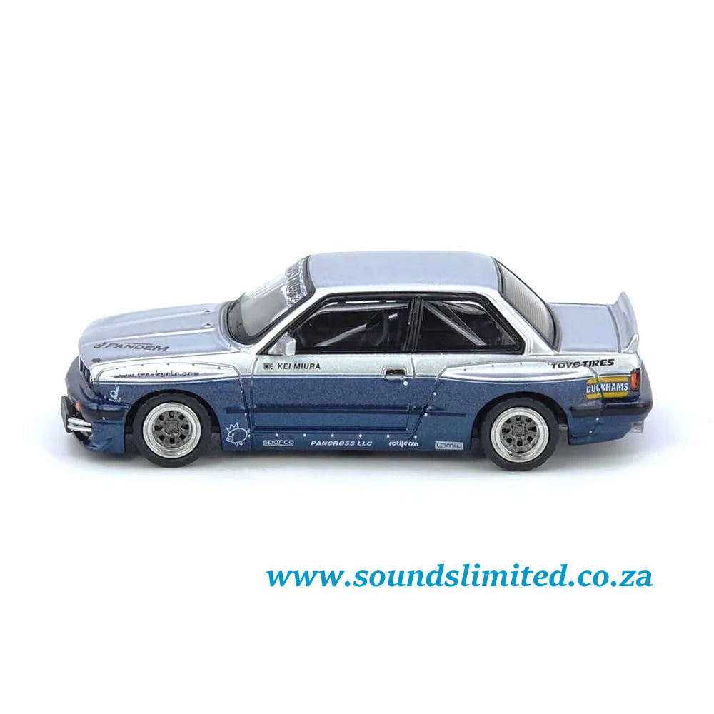 Inno64 BMW Pandem E30 M3 Silver/Blue IN64-E30P-SILBLU