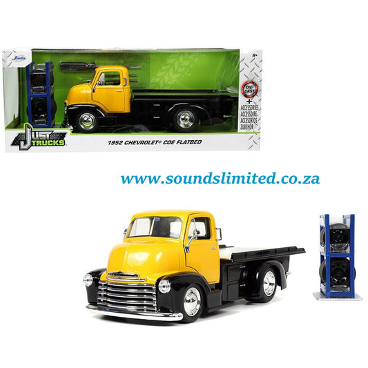 Jada Toys 33848 Just Trucks 1952 Chevy Coe Flatbed 1/24 with Extra Wheels Black Yellow