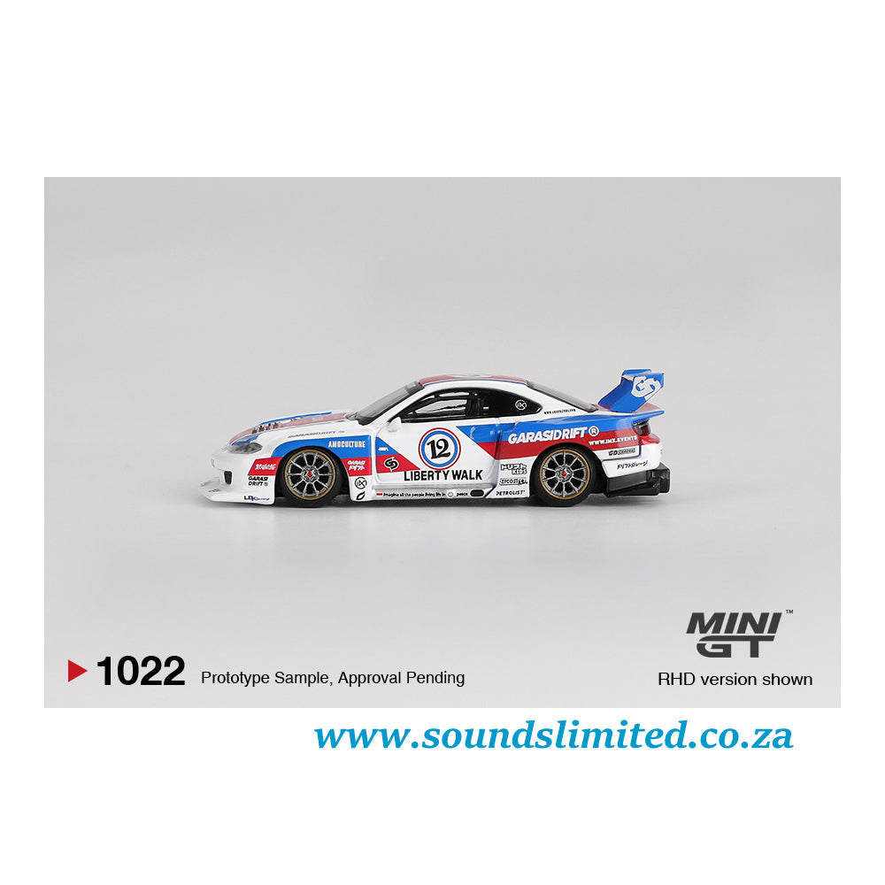 Mini GT #1022 Nissan LB-Super Silhouette S15 SILVIA GARASIDRIFT x LBWK 2025