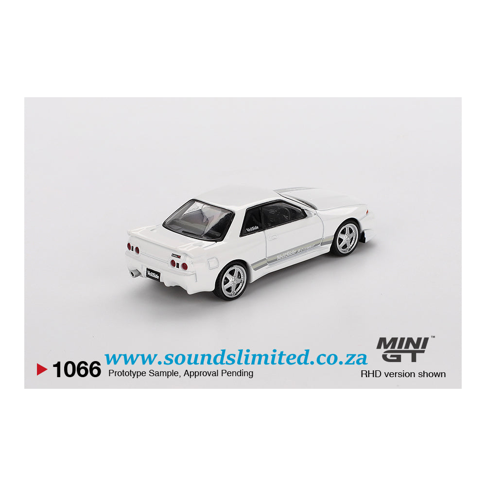 Mini GT #1066 Nissan Skyline GT-R (R32) VeilSide Combat C-I White