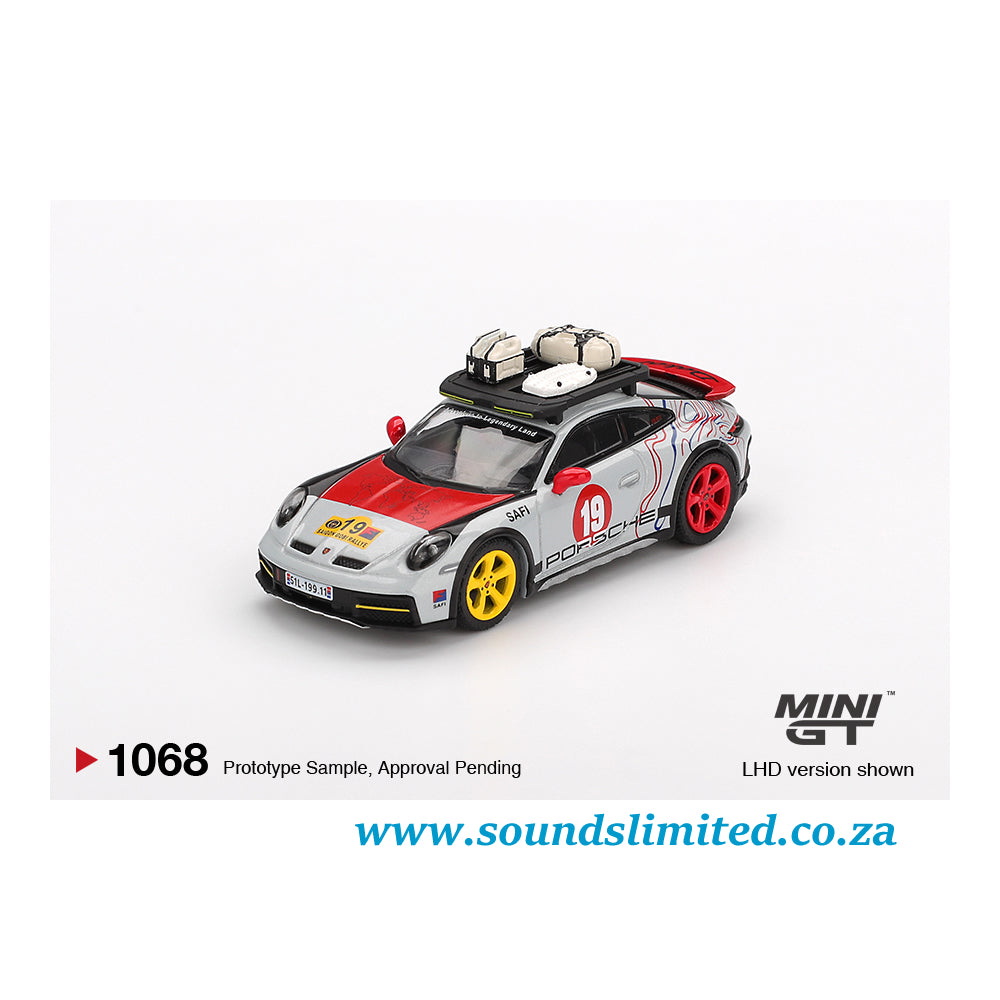 Mini GT #1068 Porsche 911 Dakar "Uncle Rally"