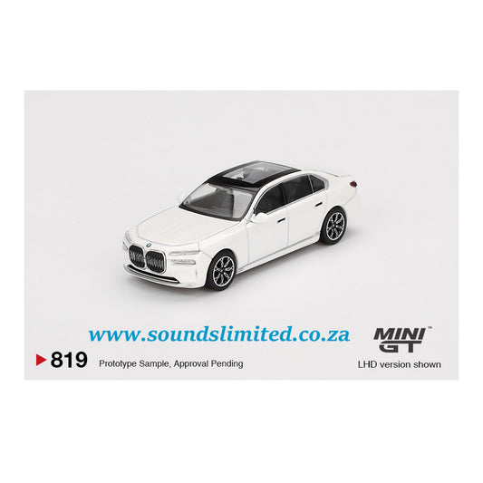 Mini GT #819 BMW i7 xDrive60 Mineral White