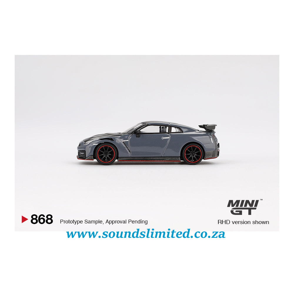 Mini GT #868 Nissan GT-R Nismo 2024 NISMO Stealth Gray