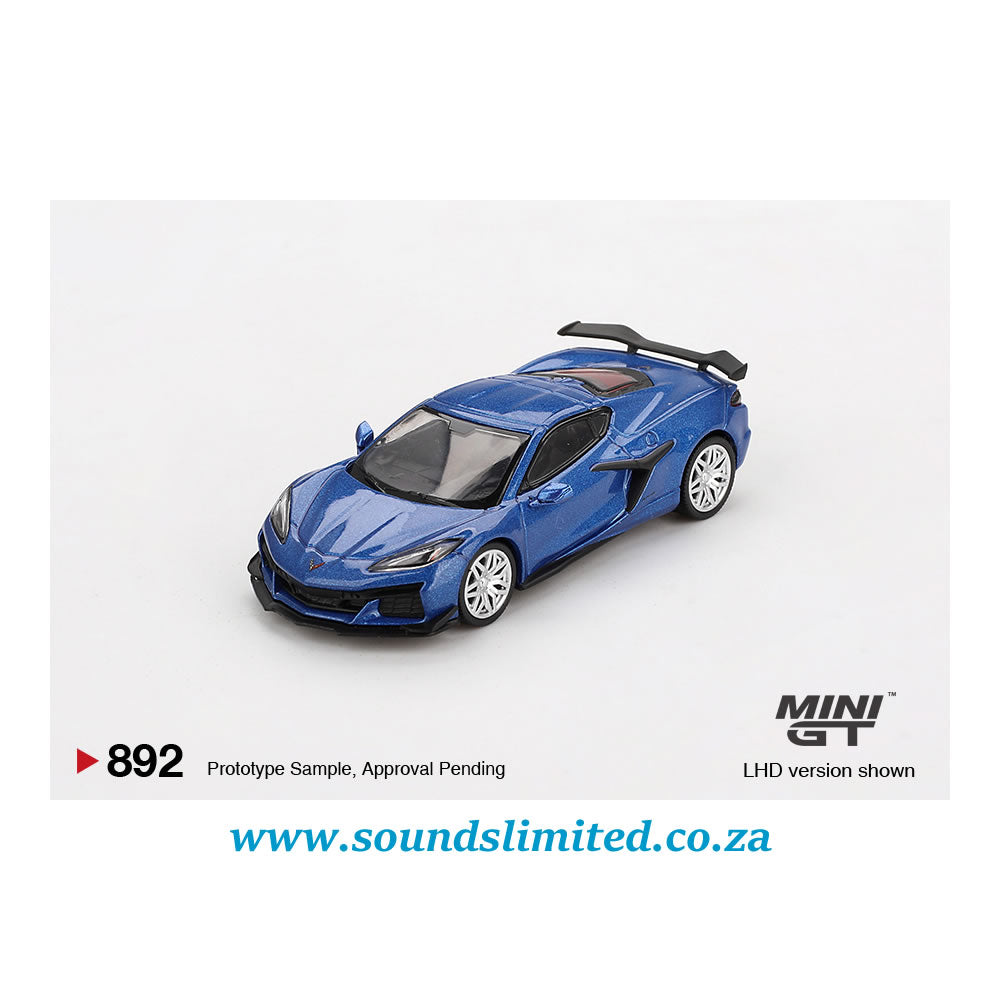 Mini GT #892 Chevrolet Corvette Z06 2023 Elkhart Lake Blue Metallic