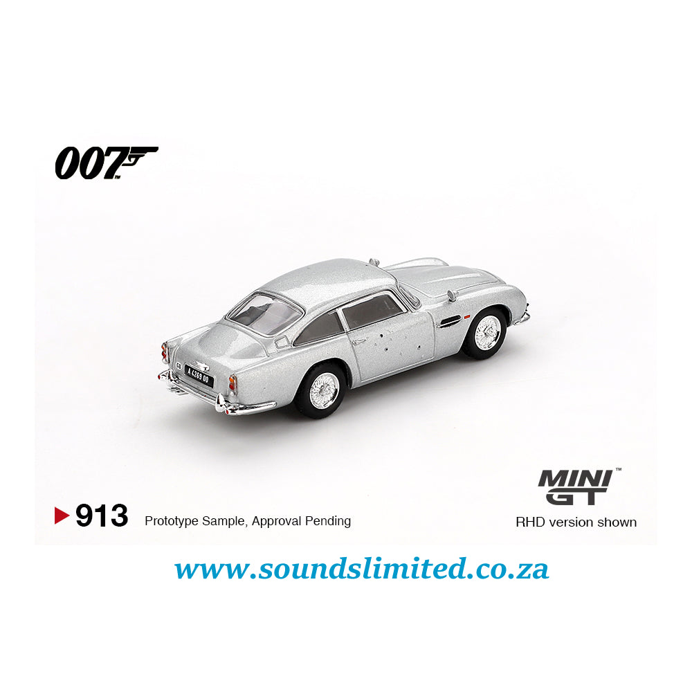Mini GT #913 Aston Martin DB5 “Skyfall”