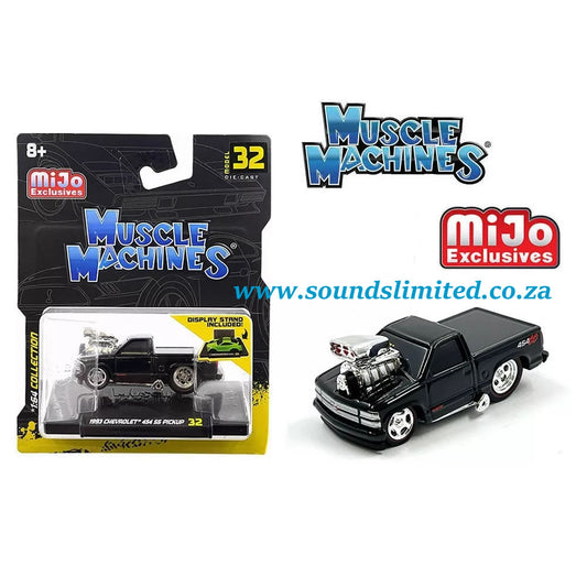 Maisto Muscle Machines 1:64 - 1993 Chevrolet 454 SS Pickup Truck Black 15572 #32B (USA EXCLUSIVE)