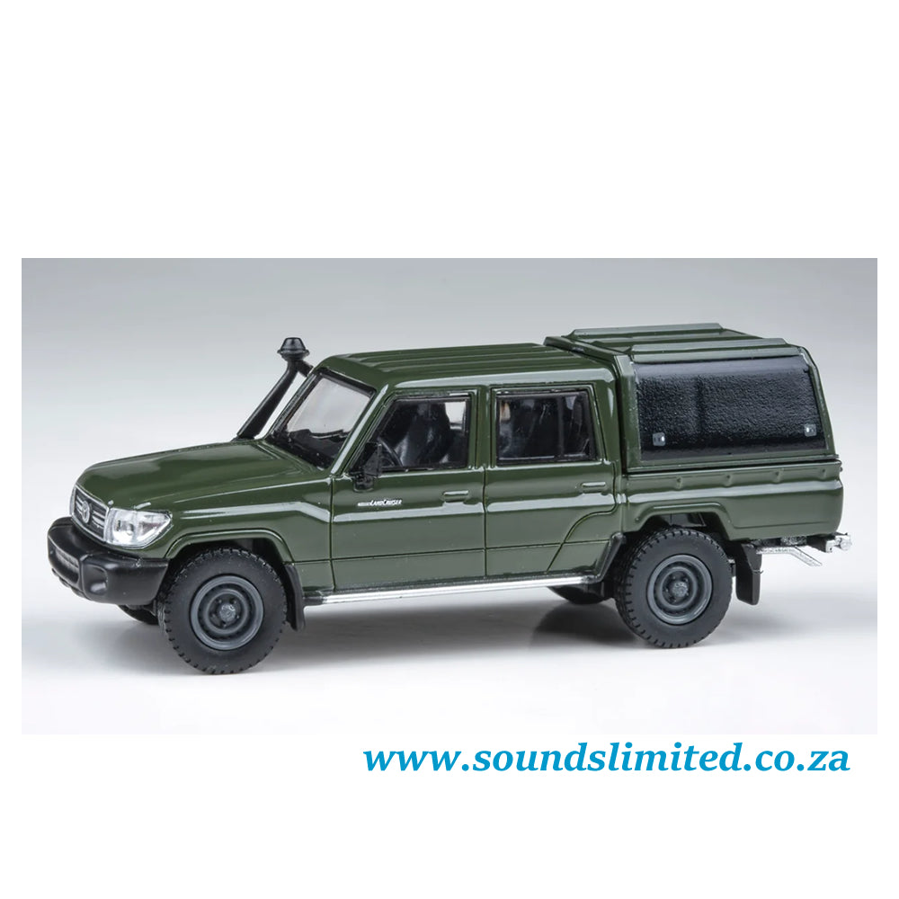 Para64 2014 Toyota Land Cruiser LC 79 Military Green PA-65686