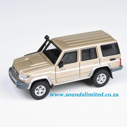 Para64 1/64 Toyota 2007 Land Cruiser 76 Vintage Gold - PA-55514