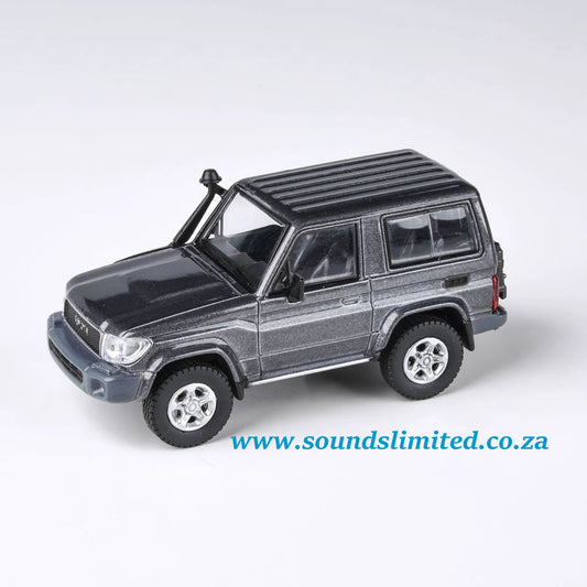 Para64 1/64 2014 Toyota Land Cruiser 71 SWB - Graphite Grey - PA-65562