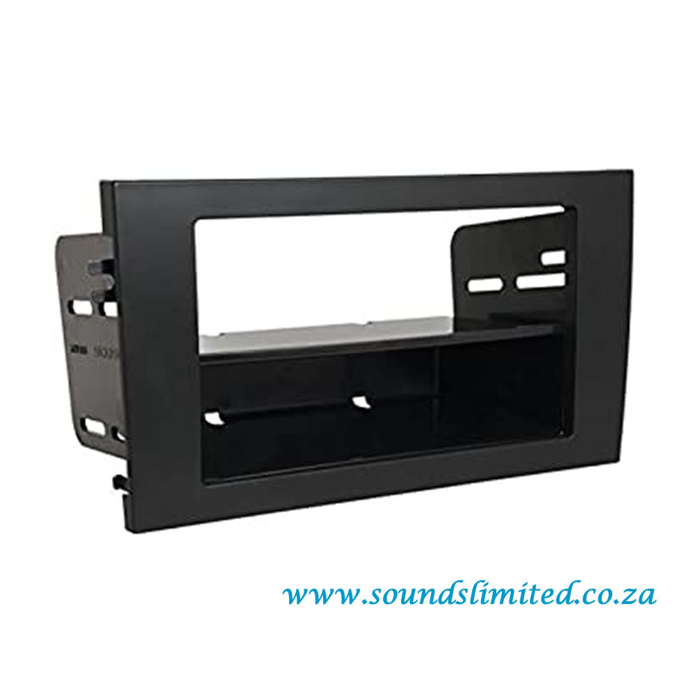 Scosche Au 2380b dash trim