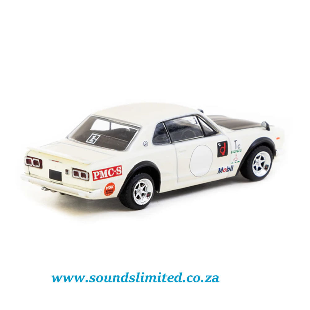 Tarmac Works 1/64 GLOBAL64 Nissan Skyline 2000 GT-R (KPGC10) White T64G-043-WH2 Lamley Special Edition