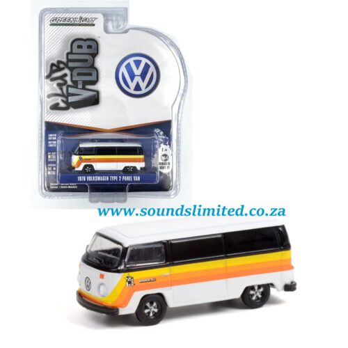 Greenlight 1976 Volkswagen Type 2 - Armor All - Club Vee-Dub Series 13